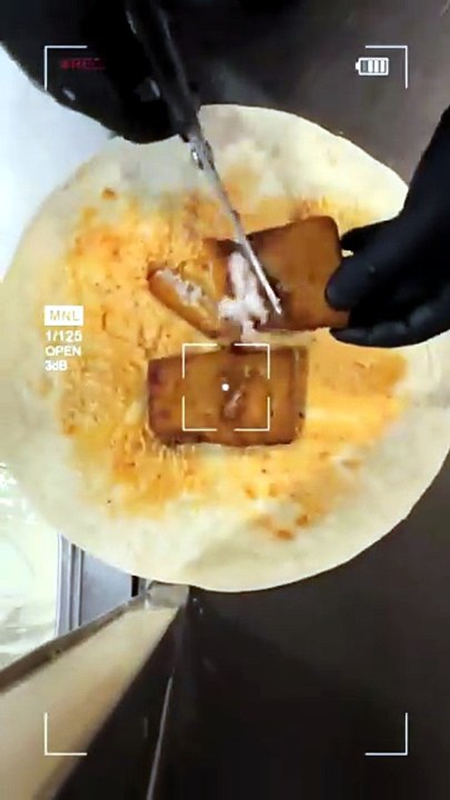 How To Make a French Tacos Meat with Gruyère ch...
