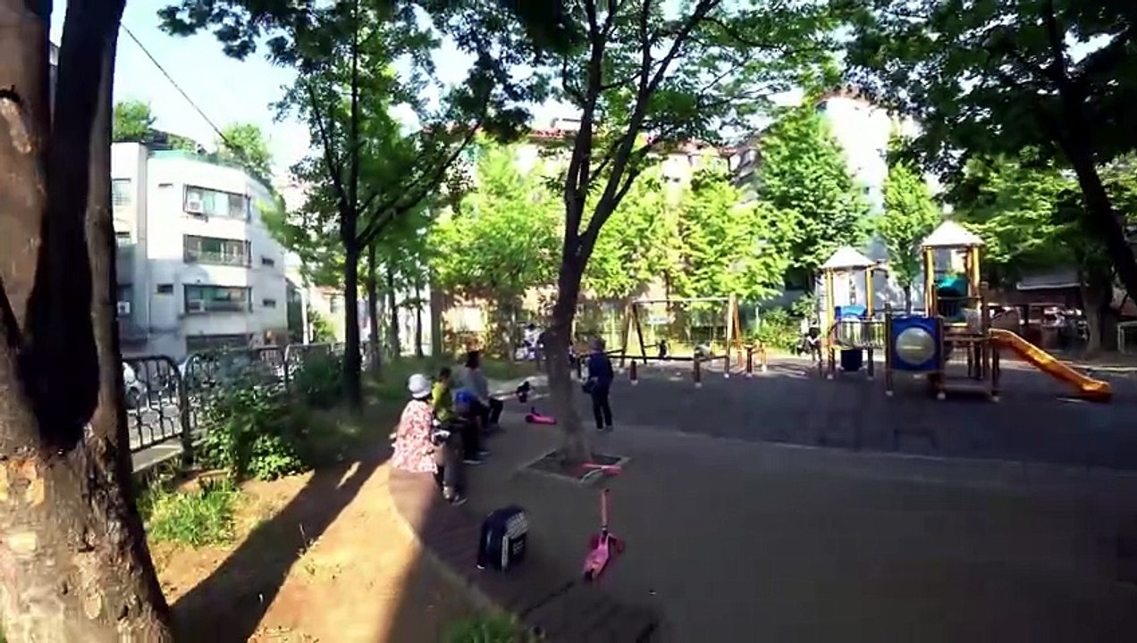 Wandering Local Streets Connecting Sinjeong and Mok-dong, Western Seoul