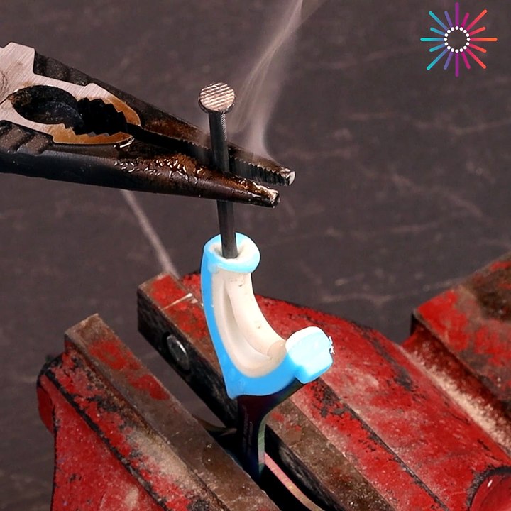 Scissor rescue in action 🔨✂️