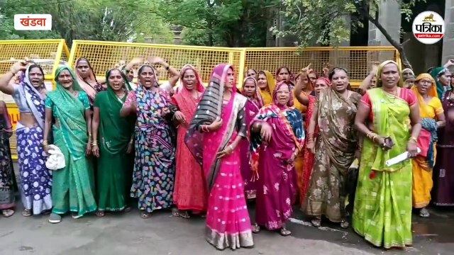 अवैध शराब को लेकर महिलाएं लामबद्ध... लगाए नारे बंद करो-बंद करो, गांव में कच्ची-पक्की शराब बंद करो
