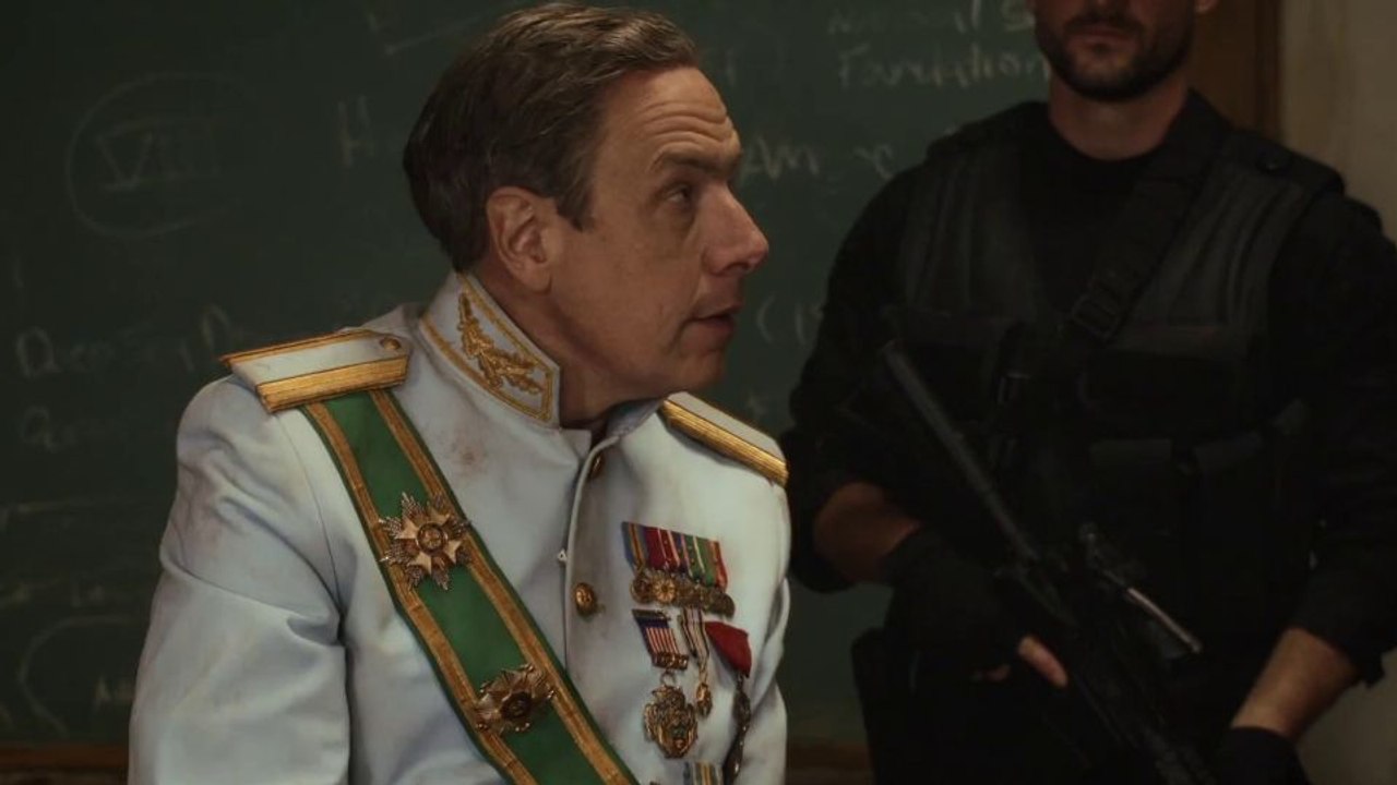 Stuart Fails To Save The Universe Trailer (4) OV
