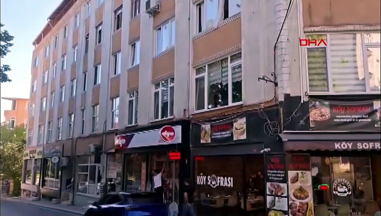2 aydır bitmeyen çile! Çatısı olmayan apartmanda yaşam mücadelesi: 'Borcu bitmeyen bir çatımız var'
