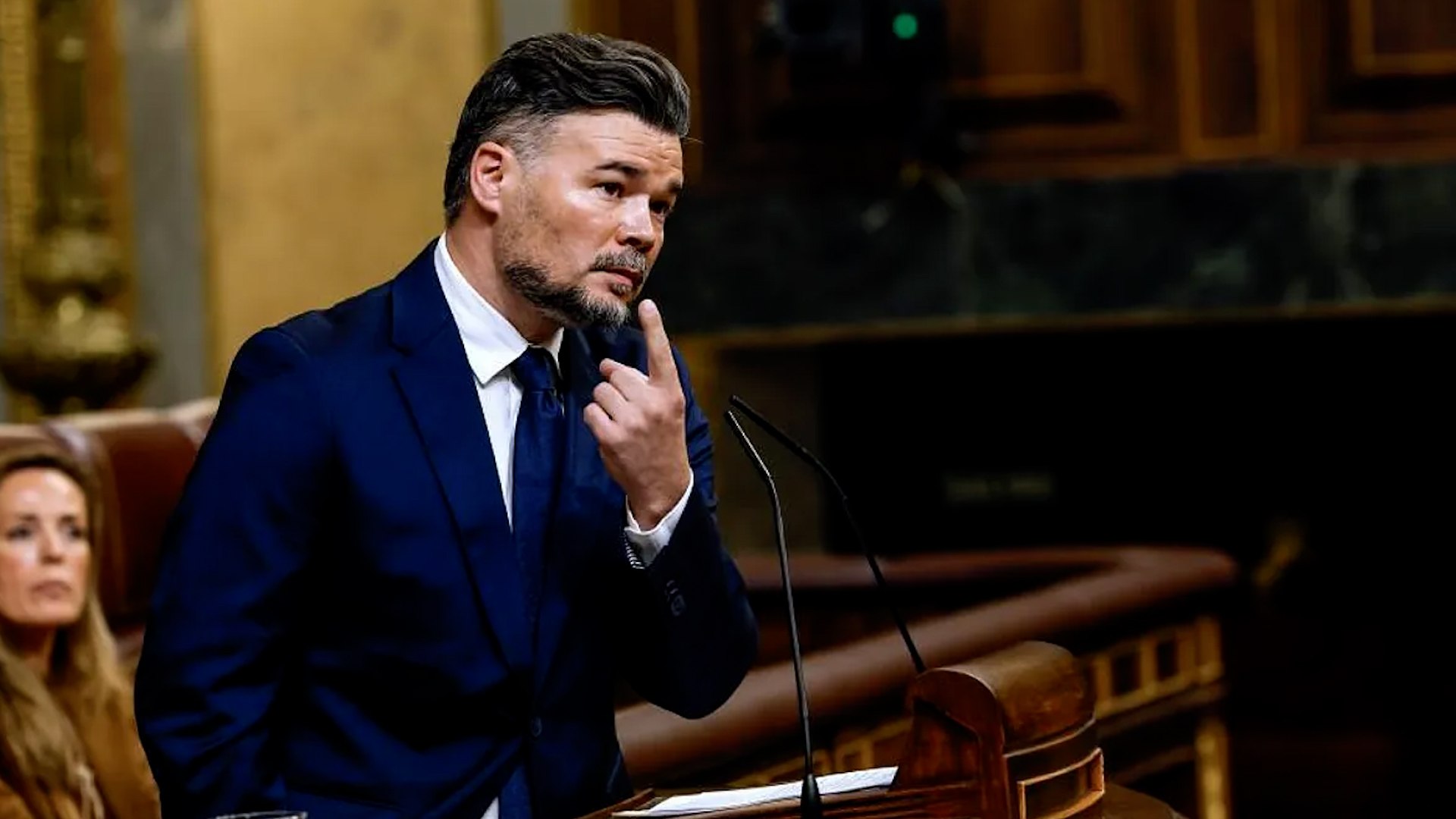 Rufián a Sánchez: "Míreme a los ojos, ¿sabía algo? ¿han robado? ¿tiene pecado?"