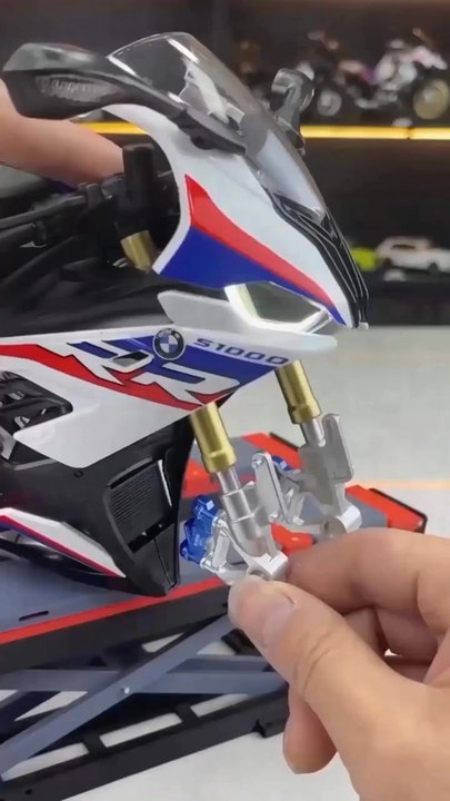 BMW S1000RR 1/6