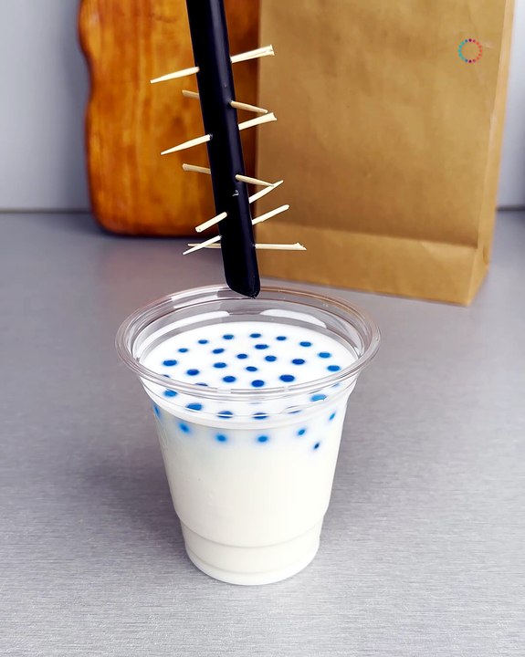 Molecular magic inside your cup! 🧪✨