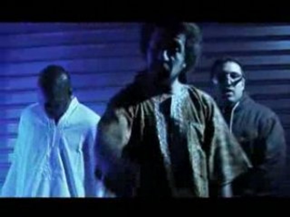 Momo Roots - De Quel Droit