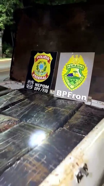 BPFron e Polícia Federal apreendem mais de 1,1 tonelada de maconha em porto clandestino