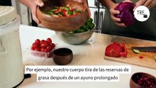 Isabel Belaustegui, experta en metabolismo: "Tomar ensalada por la noche supone mucha carga digestiva y puede afectar a nuestro descanso, es mejor tomarla al mediodía"