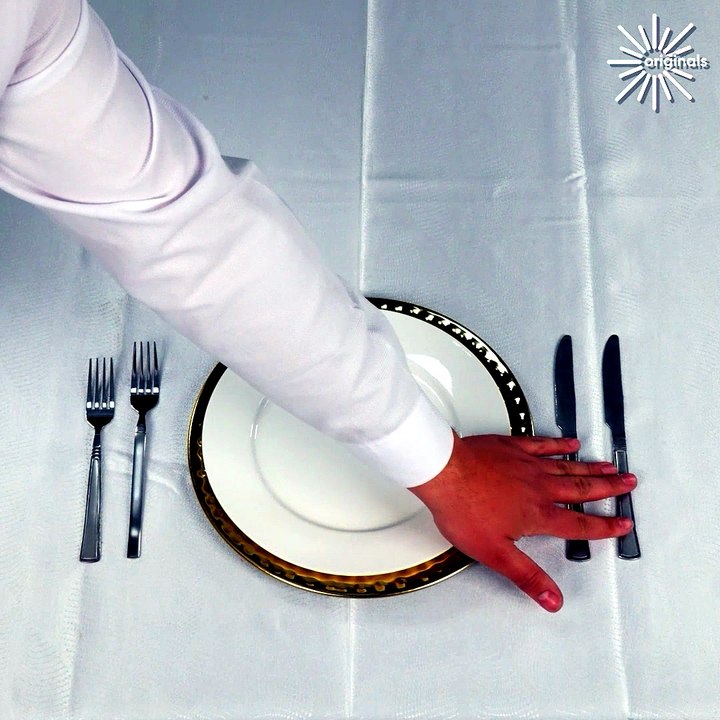 Did you know this is how you're supposed to set a dinner table?