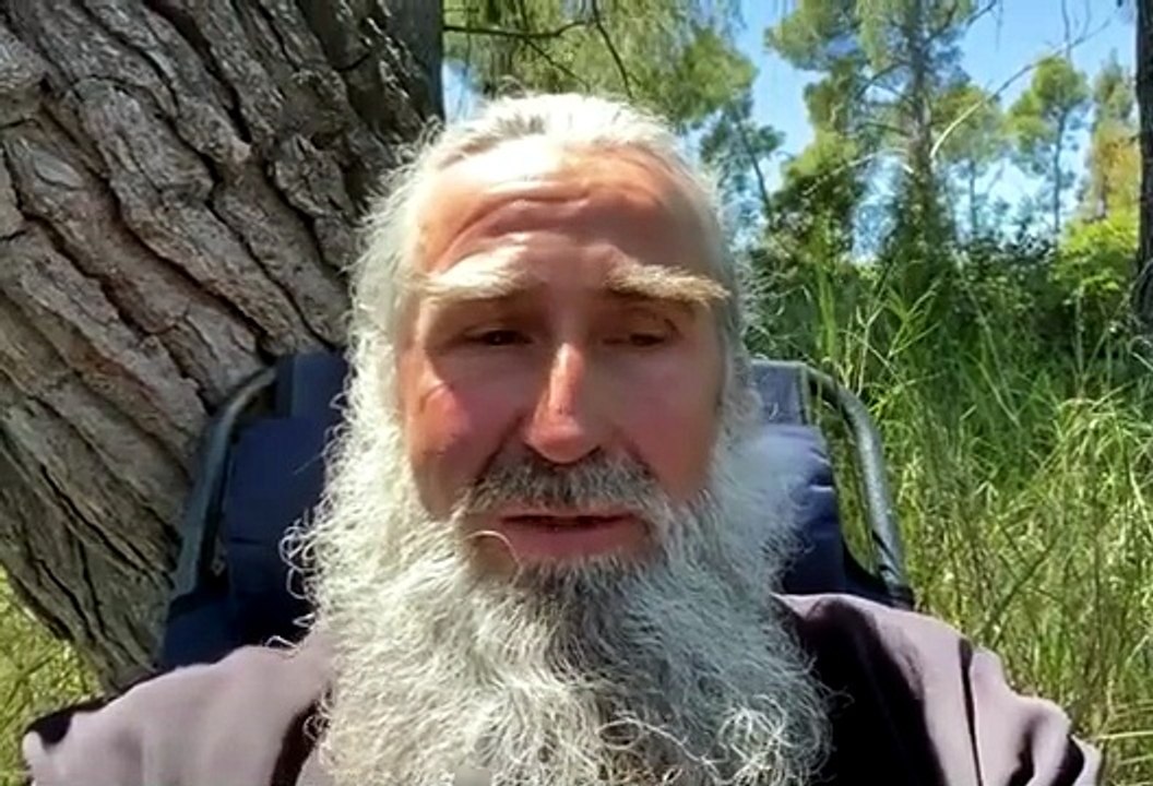 Почему любишь, жалеешь, молишься за человека, а он становится еще хуже по отношени (Why do you love, pity, pray for a person, but he becomes even worse towards you?)ю к тебе