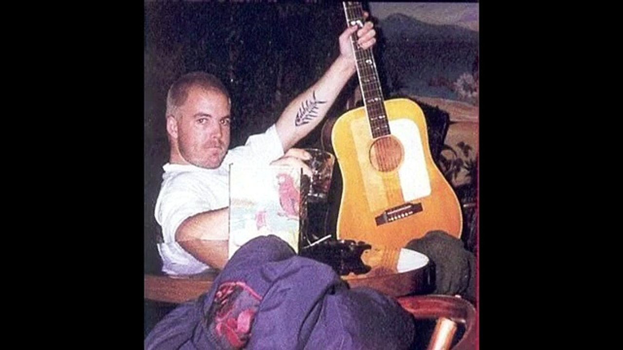 Sublime - Santeria (Live Acoustic) Moe's Alley, Santa Cruz, CA 5-21-1996