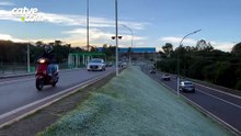 Geada cobre Lago Municipal e rende belas imagens do amanhecer em Cascavel
