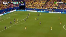 Vini clavó el segundo de Brasil sobre Escocia
