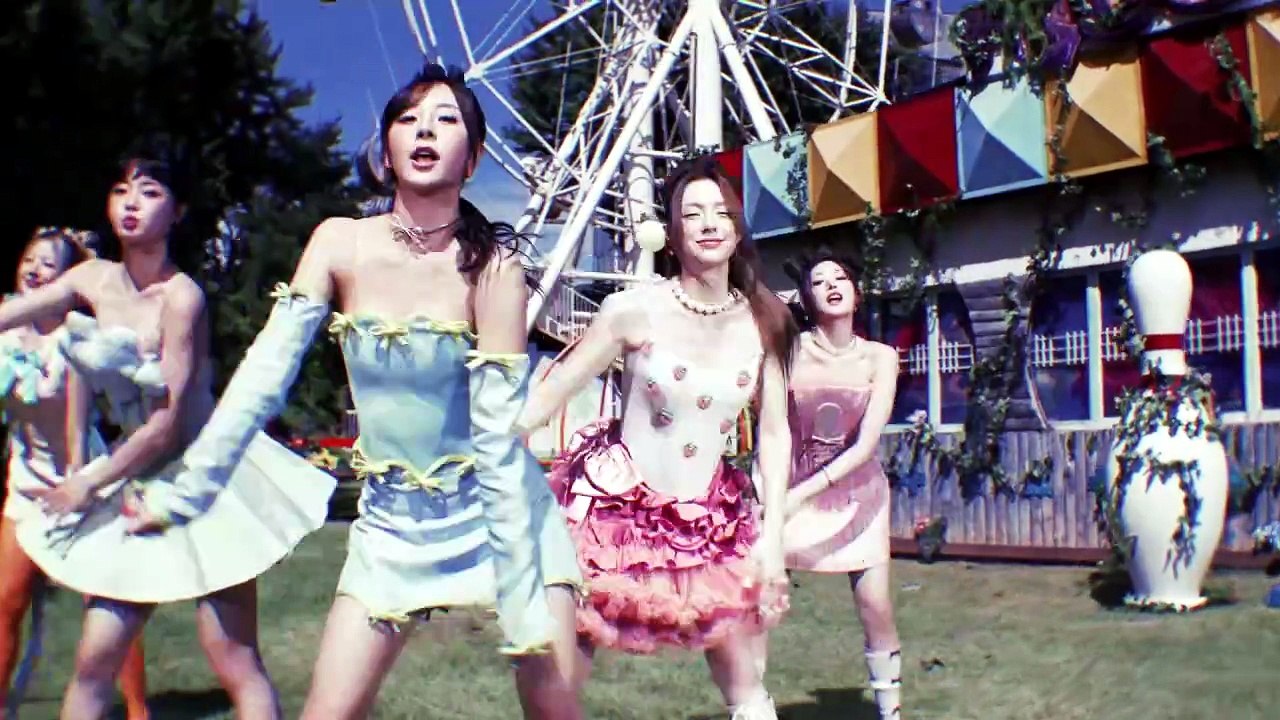 FIFTY FIFTY Eeny meeny miny moe  Official MV