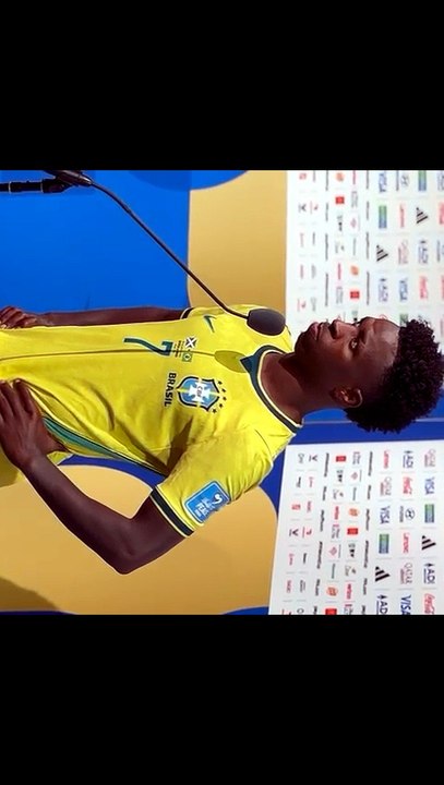 Vini Jr aponta evolução do Brasil e manda recad...