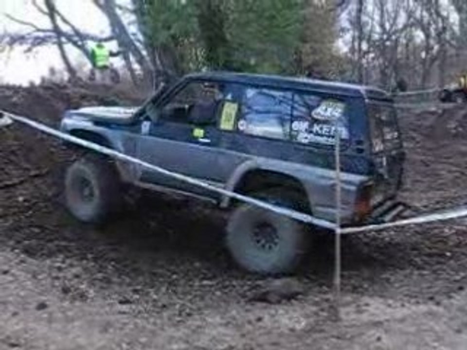 4x4 trial de lacoste 84