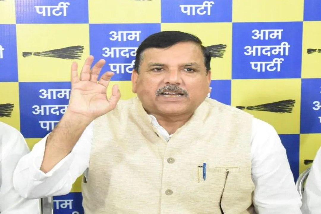 लखनऊ में संजय सिंह का बड़ा दावा, बोले- मेरे पास जमीन घोटाले के सारे सबूत हैं