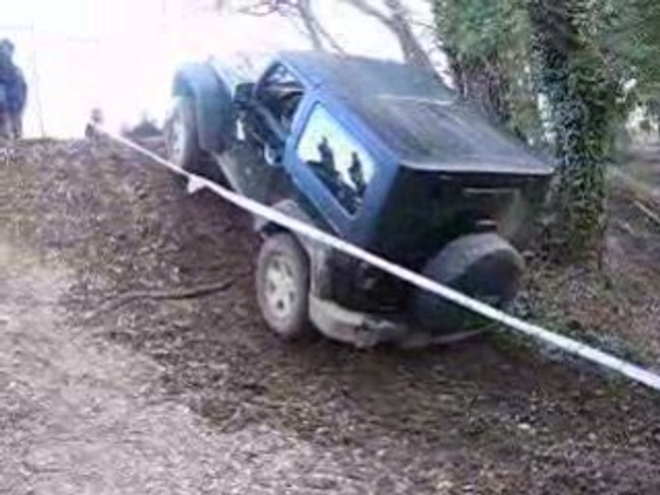 4x4 trial de lacoste 84