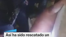 El rescate de un hombre atrapado en un edificio en Venezuela