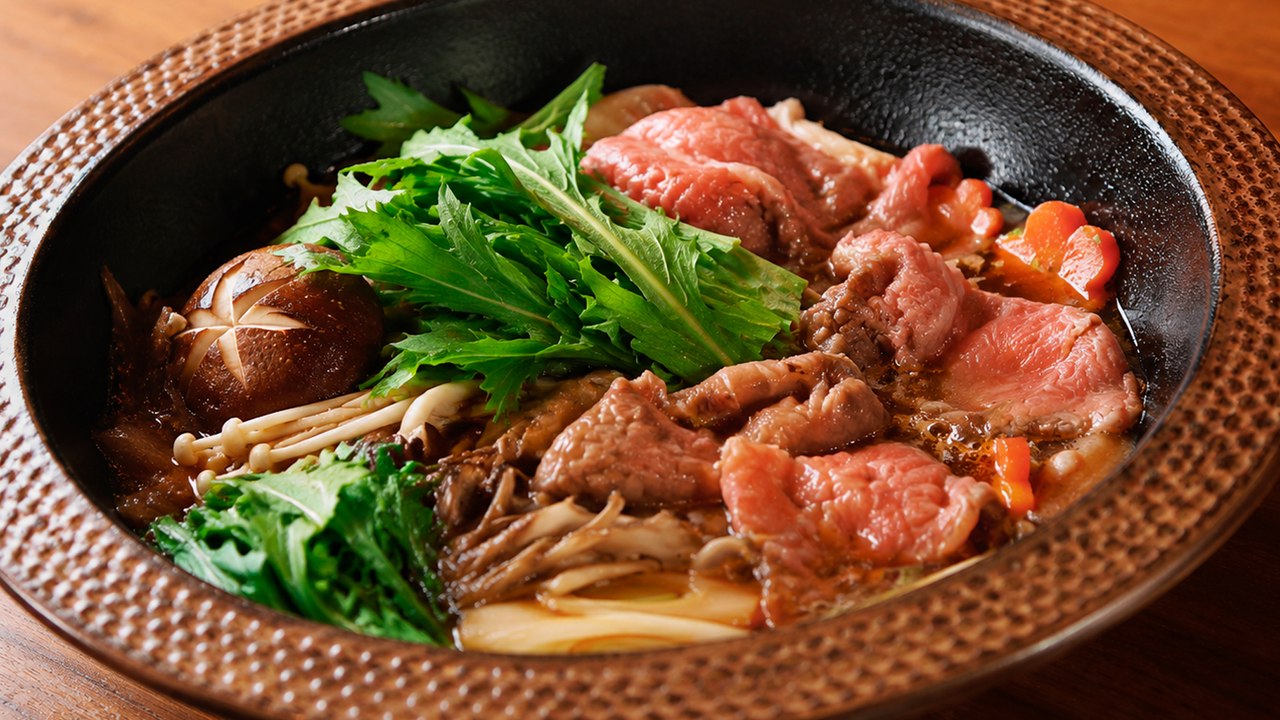 How Does Homemade Sukiyaki Get So Rich? 🍲