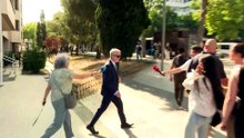 Begoña Gómez entrega su pasaporte en el juzgado tras acordarlo el juez Peinado