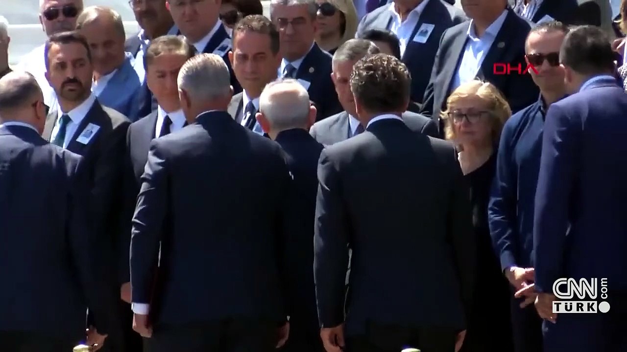 Butlan kararı sonrası Kılıçdaroğlu ve Özel ilk kez yan yana! Tokalaştılar