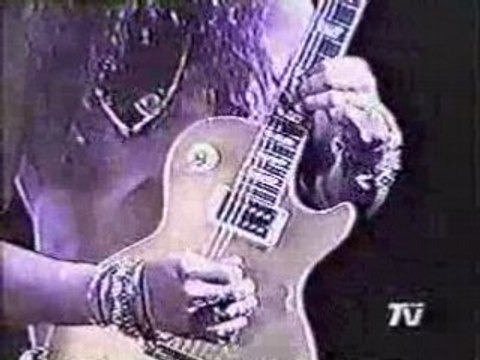 Guns N' Roses - Slash Guitar Solo (Chile '92)