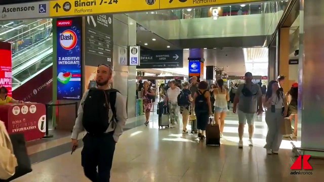 Caos treni: guasto su linea Roma-Fiumicino e lunghe code a Termini - Videonews