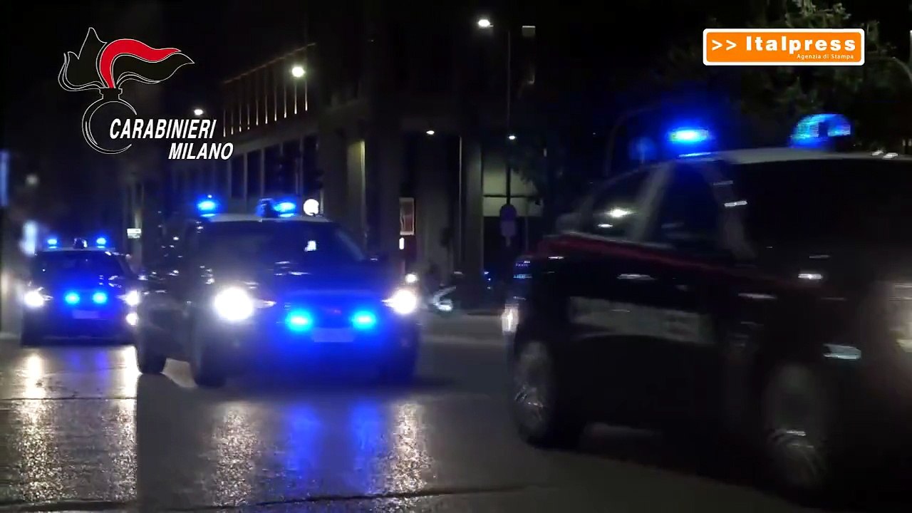 Milano, indagini sulla morte dell'interprete Roberto Guerrino, fermato un 19enne