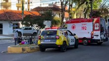 Motociclista fica ferida após colisão em cruzamento de avenidas de Umuarama