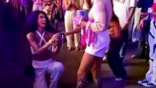 MÊS DO ORGULHO: confira detalhes sobre o noivado de Aline Calandrini, ex-zagueira da seleção brasileira e atual comentarista da Globo, com uma ex-bailarina do Faustão.