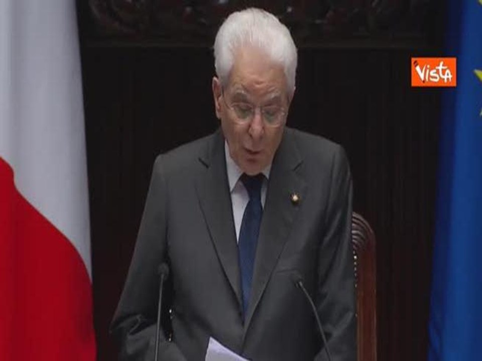 Mattarella cita Matteotti e Rosselli: Martiri assassinati dal fascismo. Standing ovation alla Camera