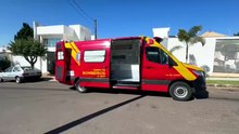 Morador perde o equilíbrio em escada e cai ao tentar desligar alarme de casa