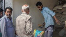 Ration Card Rule: अब ATM की तरह देश में कहीं से भी मिलेगा राशन