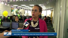 Vídeo viral: mãe de gêmeos chega com filhos no trabalho e é acolhida