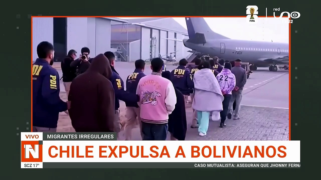 CHILE EXPULSA A BOLIVIANO