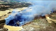 Infoar y Miteco trabajan en la extinción de un incendio entre Tamarite y Alcampell (Huesca)