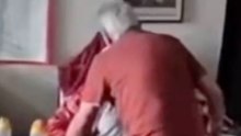 Dos abuelos se enfrentan solos al temblor en Venezuela