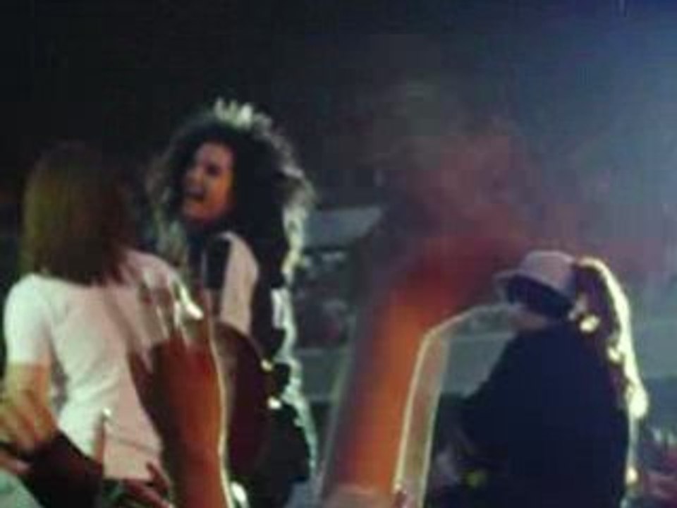 21.06.08 . Présentation Bill TOKIO HOTEL