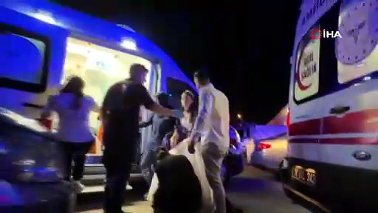 Erkek tarafı ile kız tarafı düğünü savaş yerine çevirdi; damat da dahil çok sayıda yaralı var