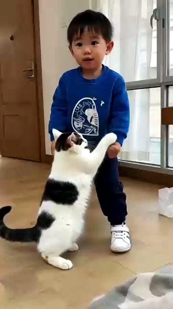 Happy Happy (feat. Hatsune Miku) 🎶👶🐱 | Cute Child & Cat