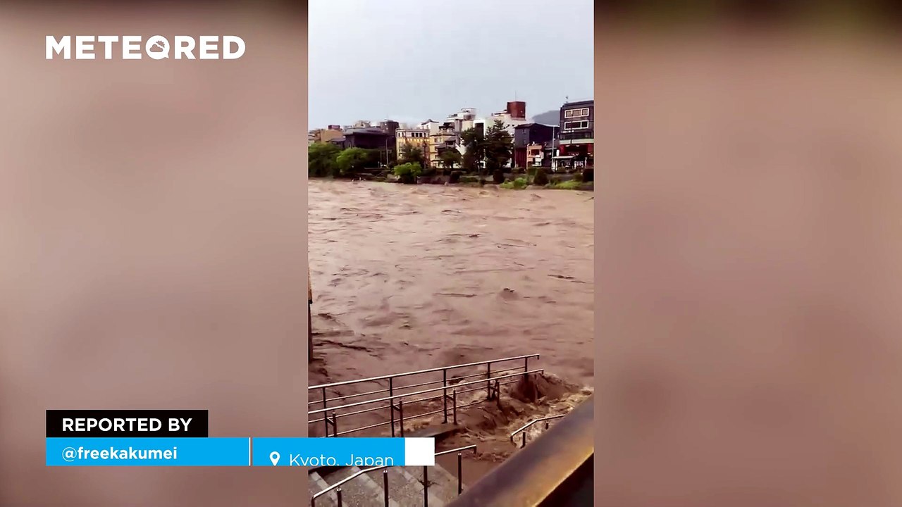 Catastrophic flooding in Kyoto (Japan) due to the extraordinary rise of the Kamo River