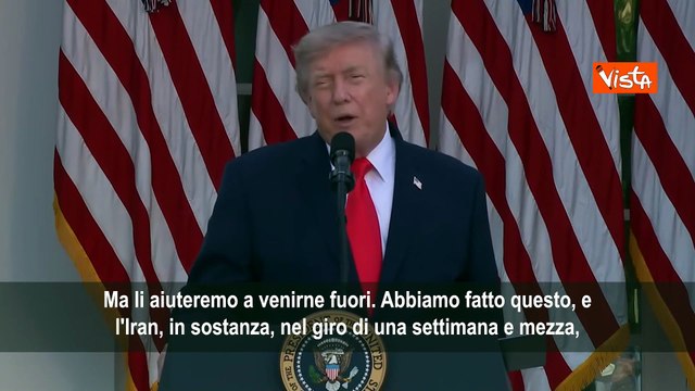 Trump: Iran vuole accordo a tutti i costi e presto lo faremo, prezzi del petrolio crollano
