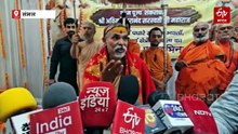 संभल में शंकराचार्य अविमुक्तेश्वरानंद ने बीजेपी के हिंदुत्व को बताया 'नकली', बोले- कुछ लोग औरंगजेब से भी आगे निकले