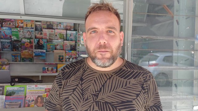 Riapre la storica edicola di piazza Fiume a Sassari, Samuele Cau: ?Il primo cliente ha comprato La Nuova Sardegna?