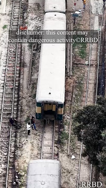 Perfect connection!🧲🚂TrainCoupling