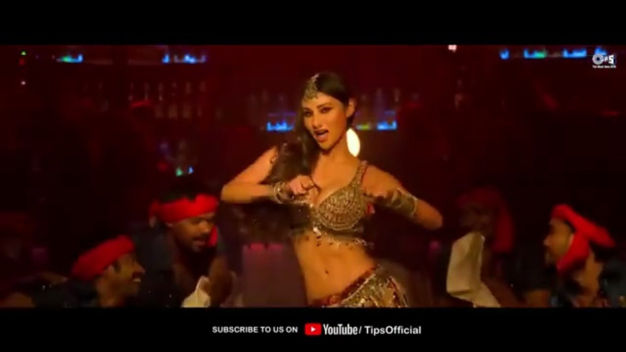 Padosan || Hai Jawani Toh Ishq Hona Hai  #shortmax #viralbollywoodsong #ForYou #Magic