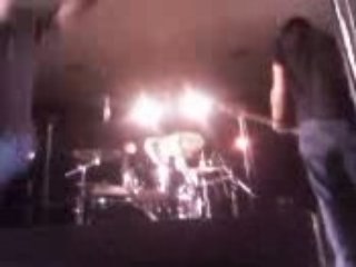 Guerilla Poubelle a Grenoble (Salle EVE)