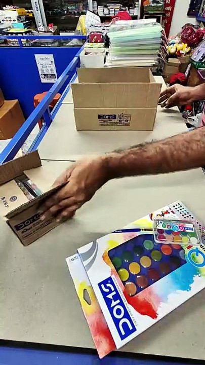 DOMS Aqua Colour Cakes 🎨 | Unboxing, Swatch & Review