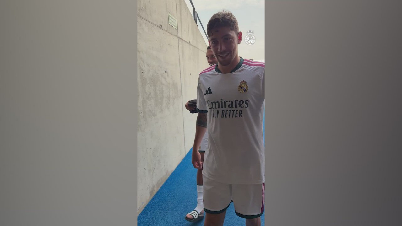Les preguntan a la plantilla del Madrid como es una pretemporada con Mourinho y lo de Valverde y Camavinga tienen que verlo